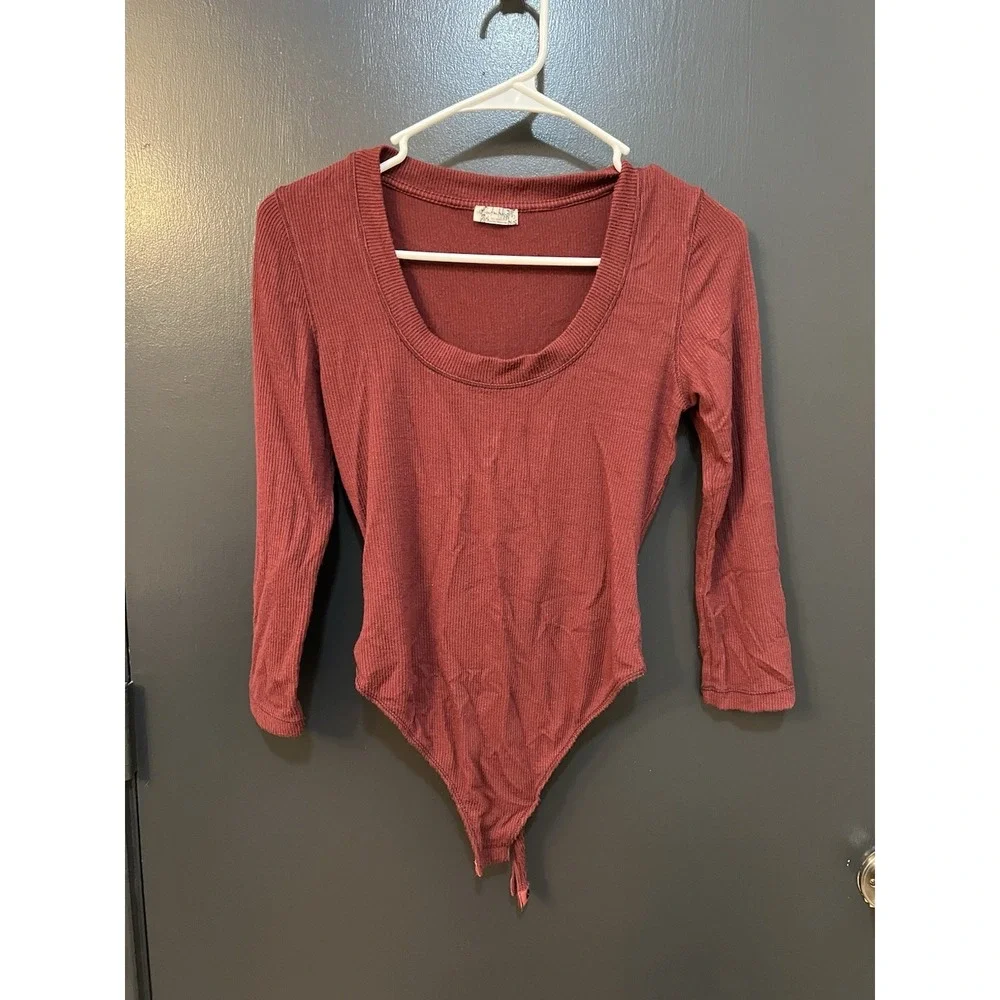 Intimately Free People Women Red Ribbed Long Sleeve Thong Bodysuit Sz S